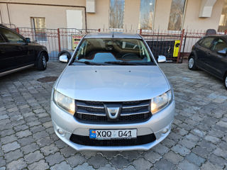 Dacia Logan foto 2