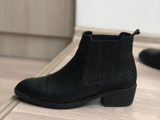 Botine din piele naturală. 250 lei!