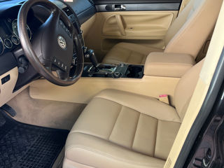 Volkswagen Touareg, 2004 г.