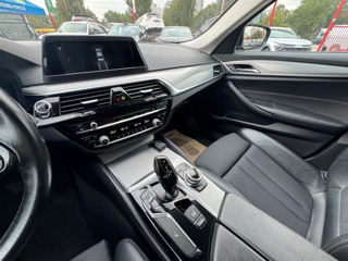 BMW 5 Series foto 15