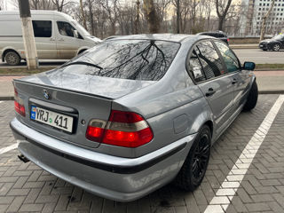 BMW 3 Series foto 4