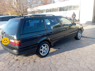 Volkswagen Passat foto 3