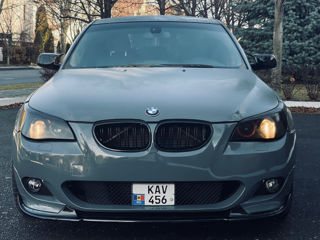 BMW 5 Series foto 2