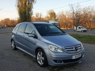 Mercedes B-Class