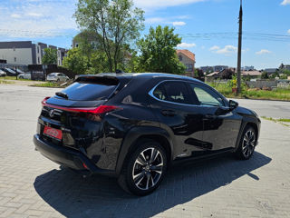 Lexus UX foto 4