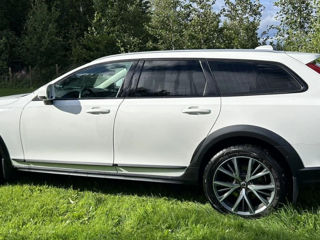 Volvo V90 Cross Country foto 4