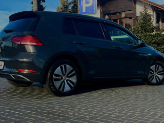 Volkswagen Golf foto 2