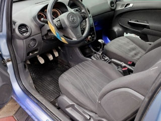 Opel Corsa foto 8