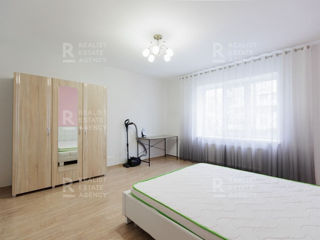 Apartament cu 3 camere, 93 m², Botanica, Chișinău foto 8