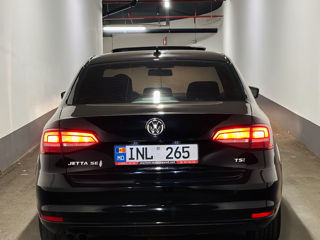 Volkswagen Jetta foto 6