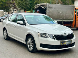 Skoda Octavia foto 3