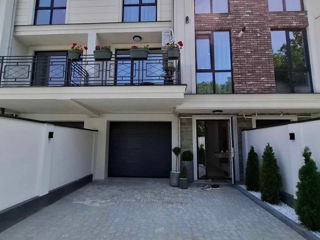 Casa tip Townhouse cu reparatie noua , Durlesti, marginea padurii! foto 1
