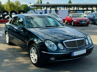 Mercedes E-Class foto 3