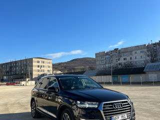 Audi Q7 foto 2