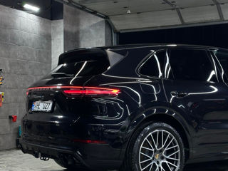 Porsche Cayenne foto 3