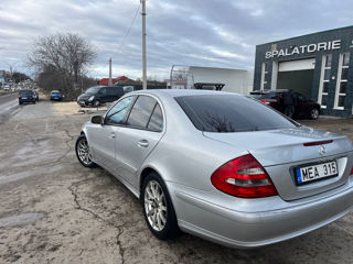 Mercedes E-Class foto 4