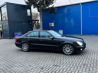 Mercedes E-Class foto 4