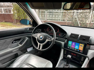 BMW 5 Series foto 9