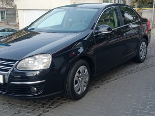 Volkswagen Jetta foto 2