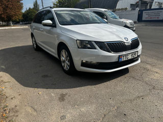 Skoda Octavia foto 2