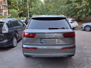 Audi Q7 foto 8