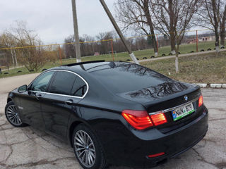 BMW 7 Series foto 1