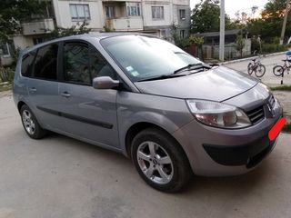 Renault Grand Scenic foto 10