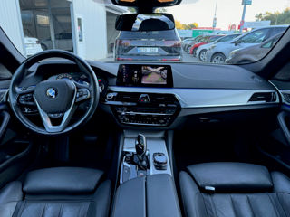 BMW 5 Series foto 16