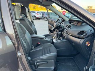 Renault Scenic foto 17