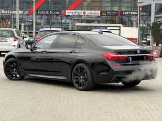 BMW 7 Series foto 5