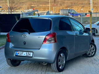 Toyota Yaris foto 4