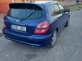 Nissan Almera foto 3