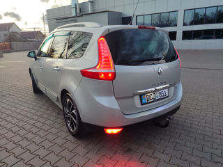 Renault Grand Scenic foto 9