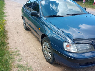 Toyota Carina foto 4