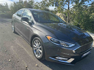 Ford Fusion foto 4