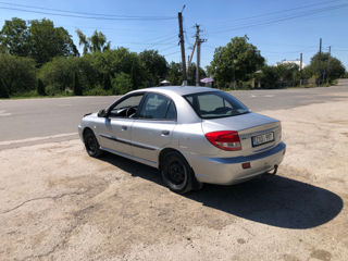 KIA Rio foto 4