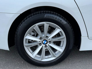 BMW 5 Series foto 4