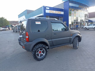 Suzuki Jimny foto 2