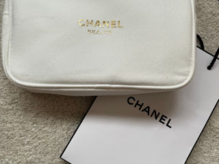 косметички Chanel