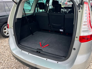 Renault Grand Scenic foto 19