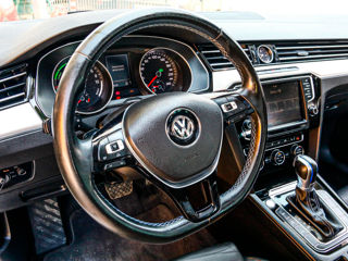 Volkswagen Passat foto 6