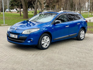 Renault Megane foto 2