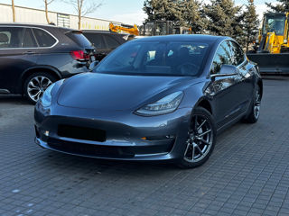 Tesla Model 3 foto 3