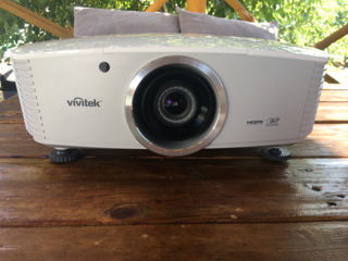 Vivitek D5010-WNL Projector XGA Large Venue Projector