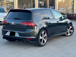 Volkswagen Golf foto 4