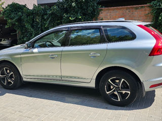 Volvo XC60 foto 3