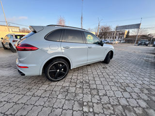 Porsche Cayenne foto 4