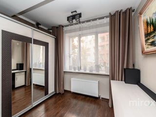 Apartament cu 2 camere, 70 m², Centru, Chișinău foto 7