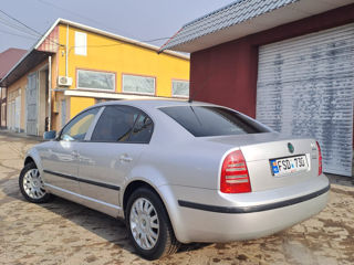 Skoda Superb foto 7