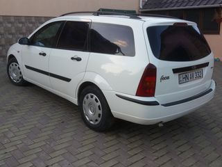 Ford Focus foto 2